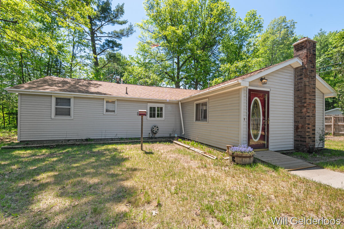 18519 Arthur Road Property Photo 5
