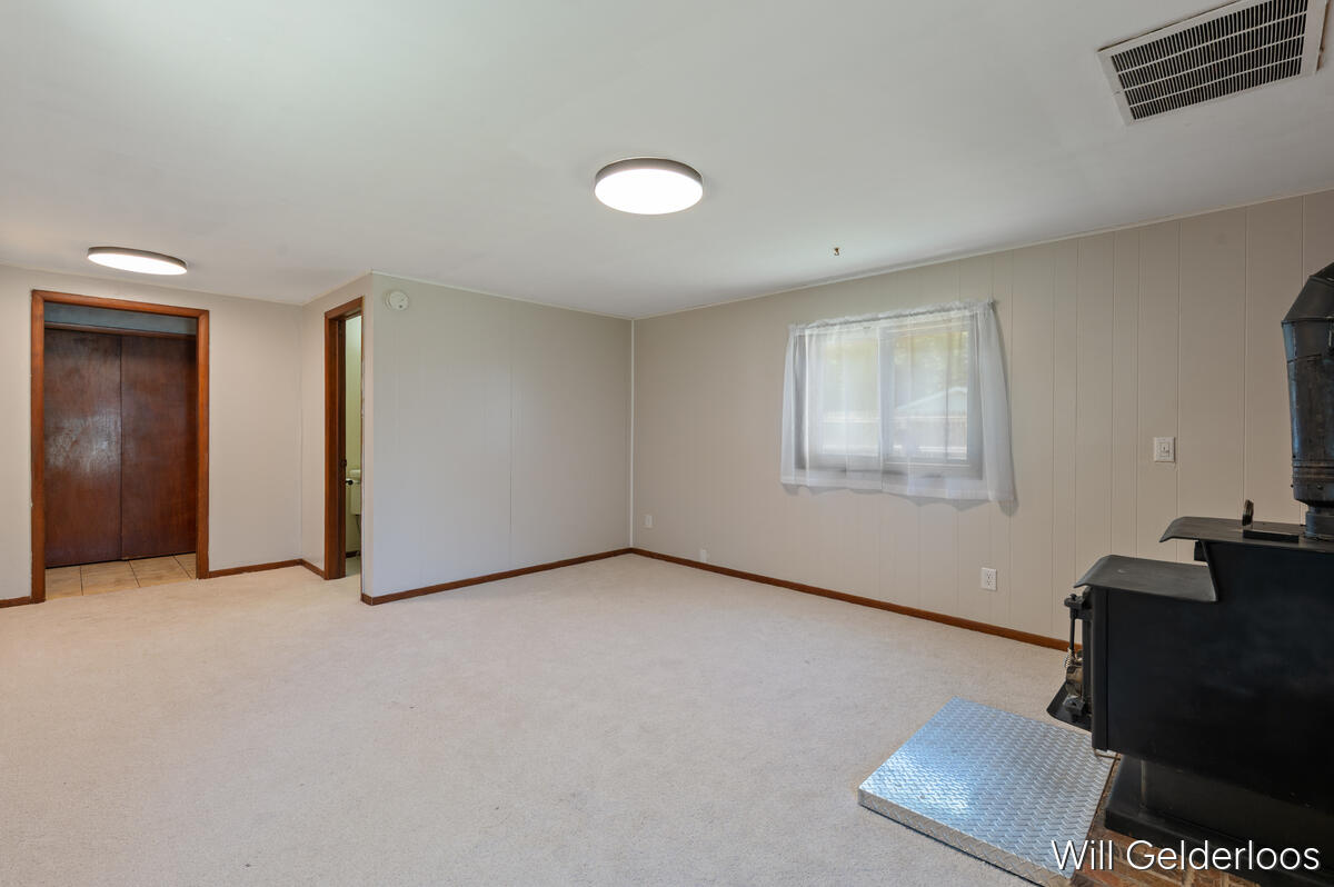18519 Arthur Road Property Photo 6