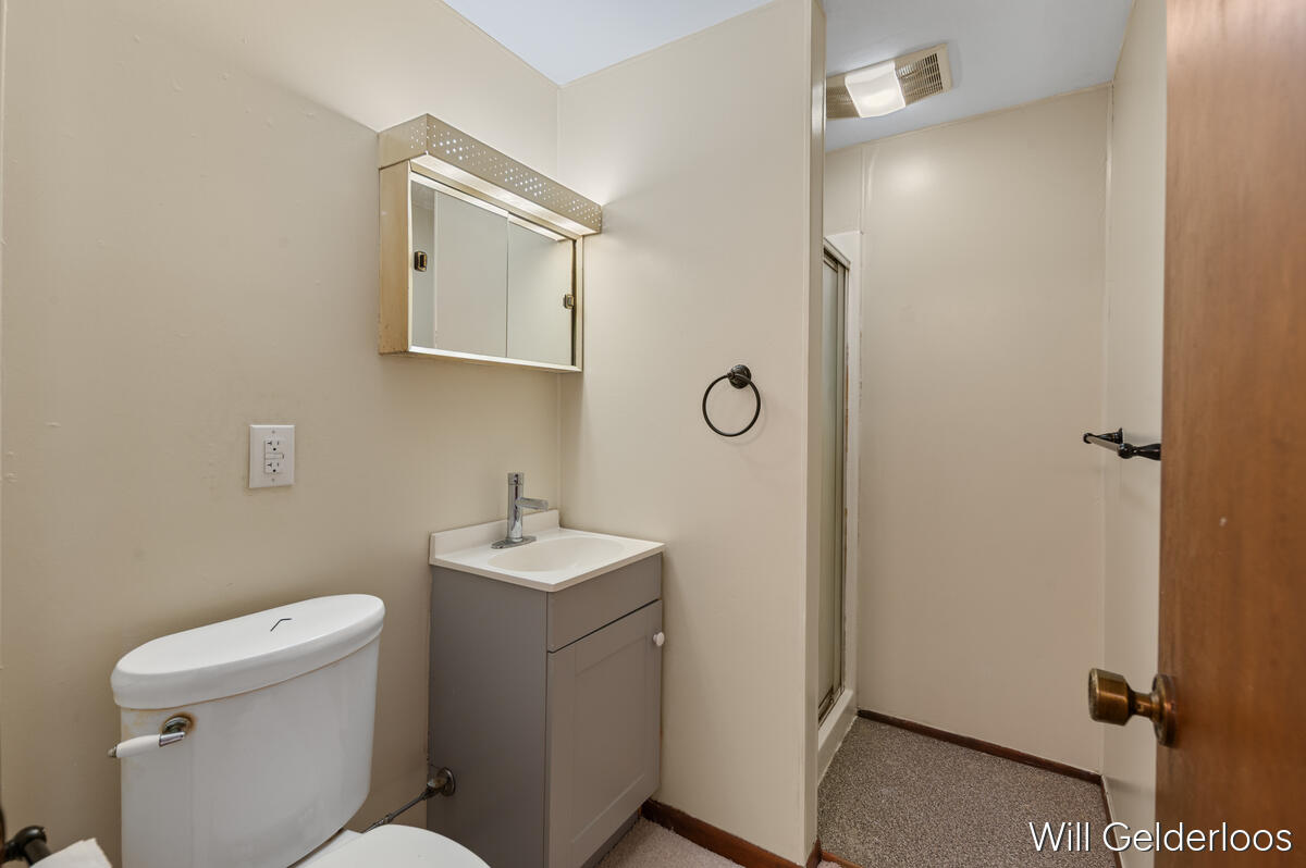 18519 Arthur Road Property Photo 8