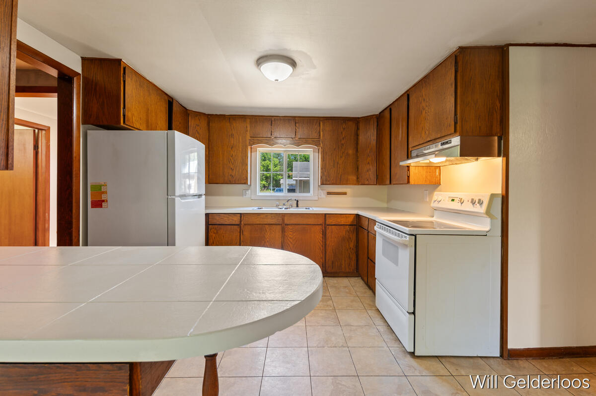 18519 Arthur Road Property Photo 10