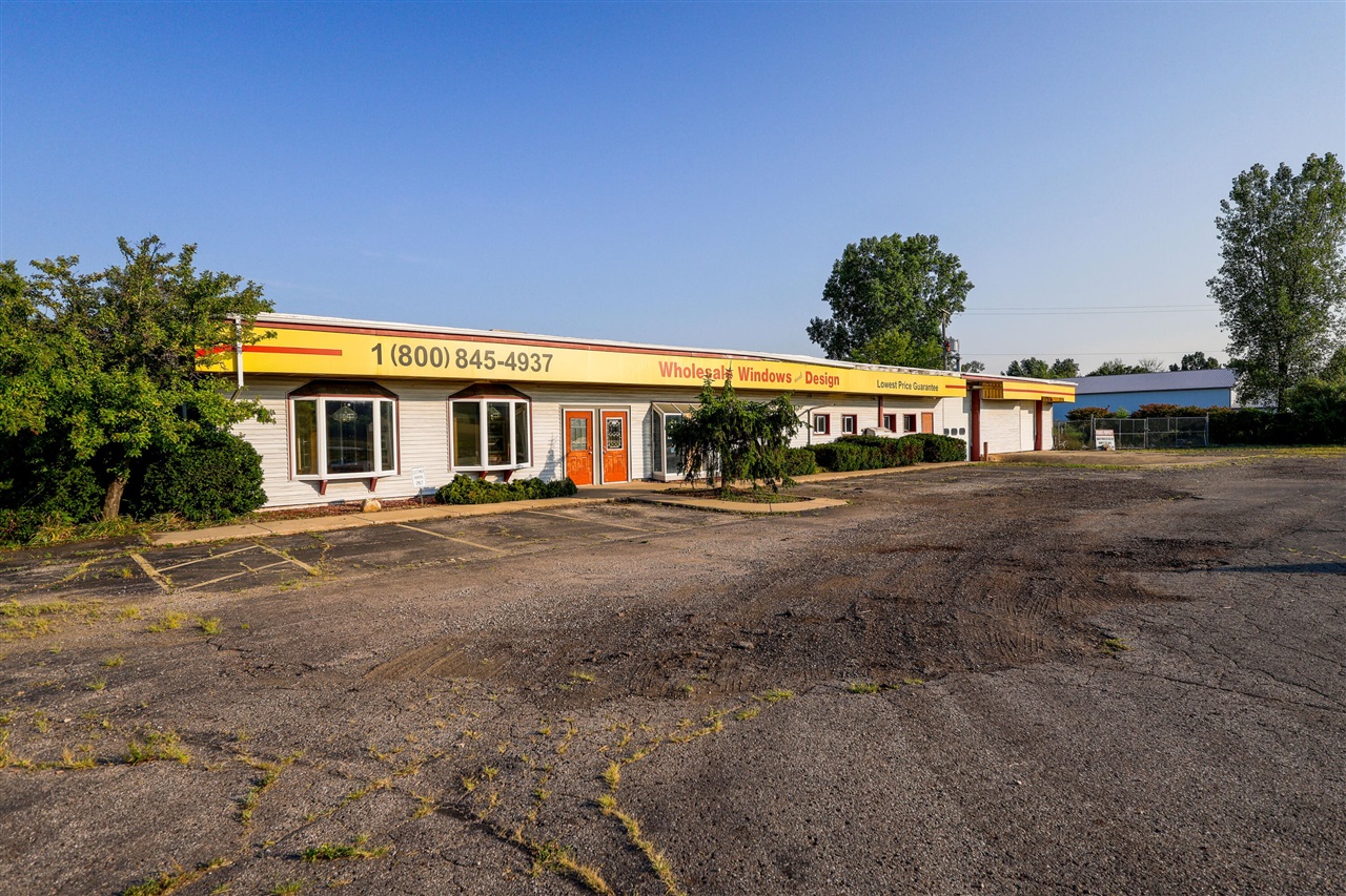 11830 Shaver Road Property Photo 1