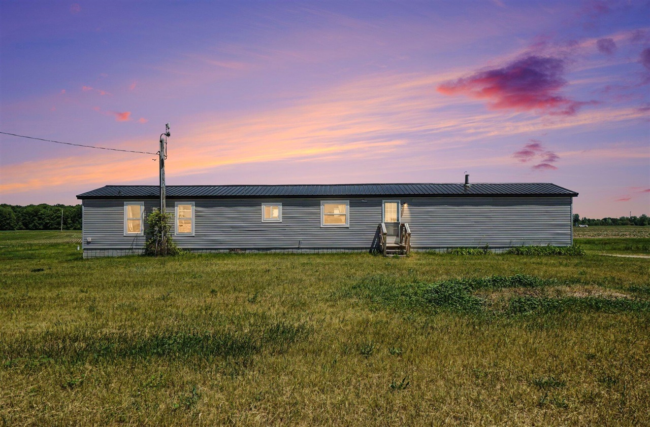 4545 Bush Road Property Photo 1