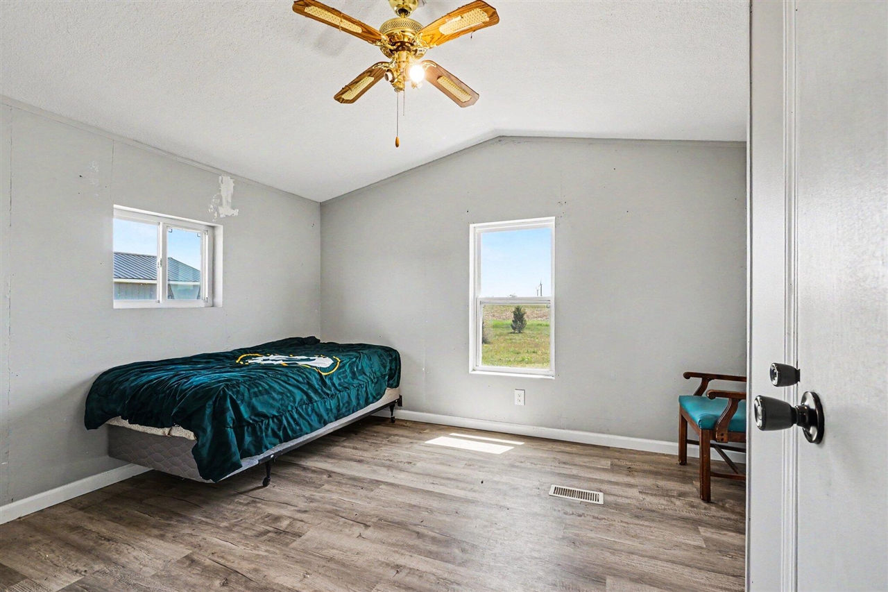 4545 Bush Road Property Photo 12
