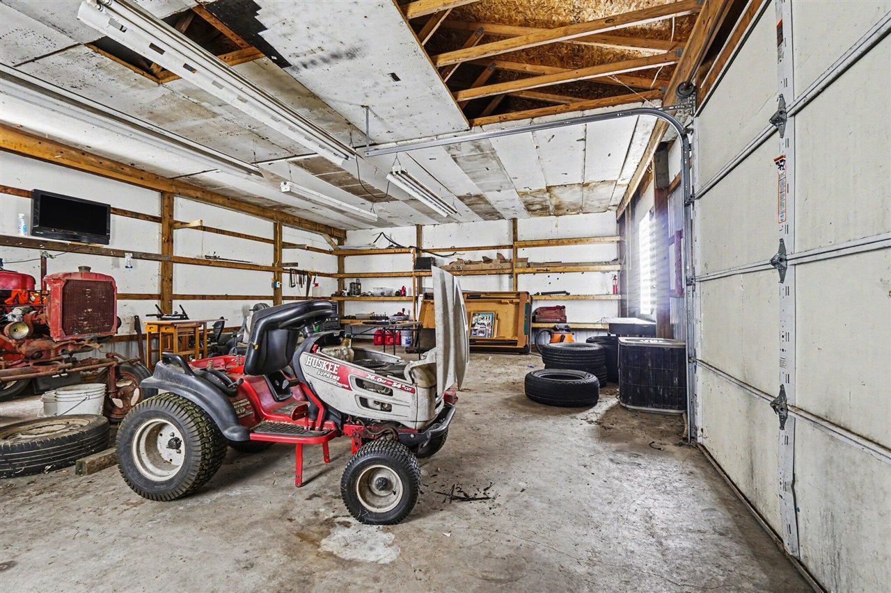 4545 Bush Road Property Photo 14