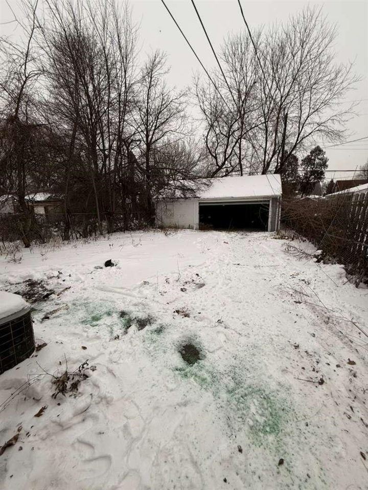 11704 Greenview Avenue Property Photo 20