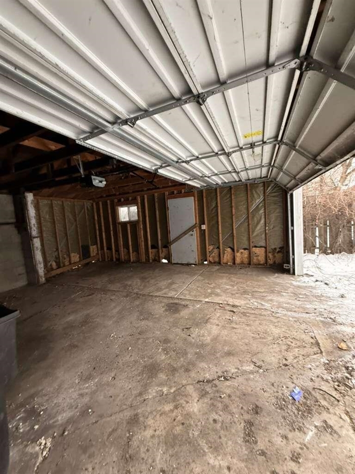 11704 Greenview Avenue Property Photo 22