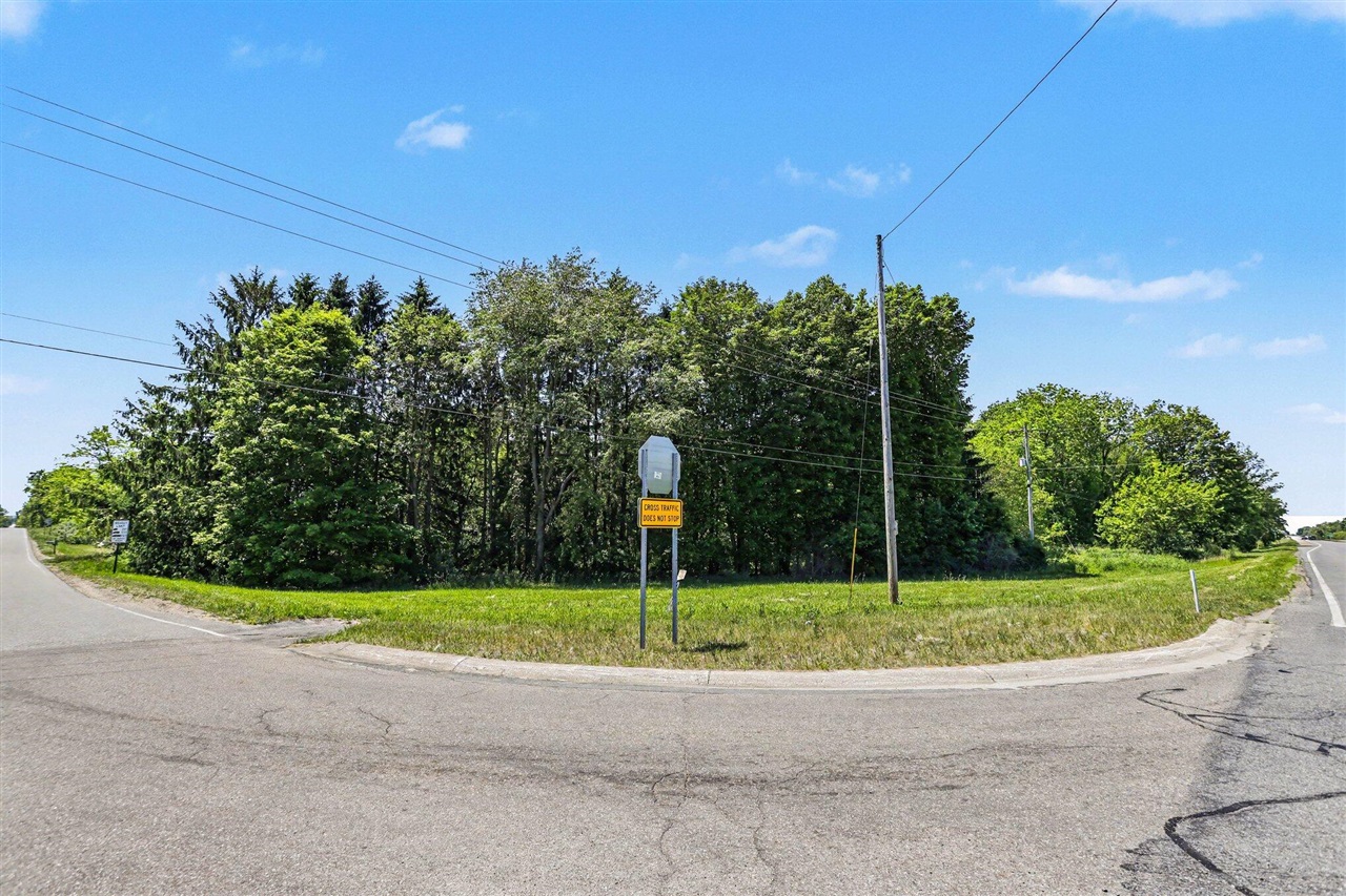 30083 M-43 Property Photo 2