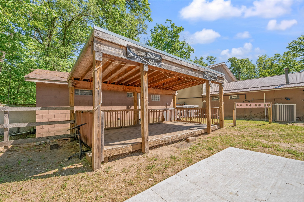8773 N Golden Rod Boulevard Property Photo 17