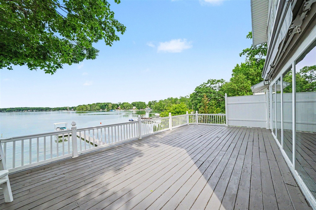 19722 Crescent Beach Road Property Photo 5