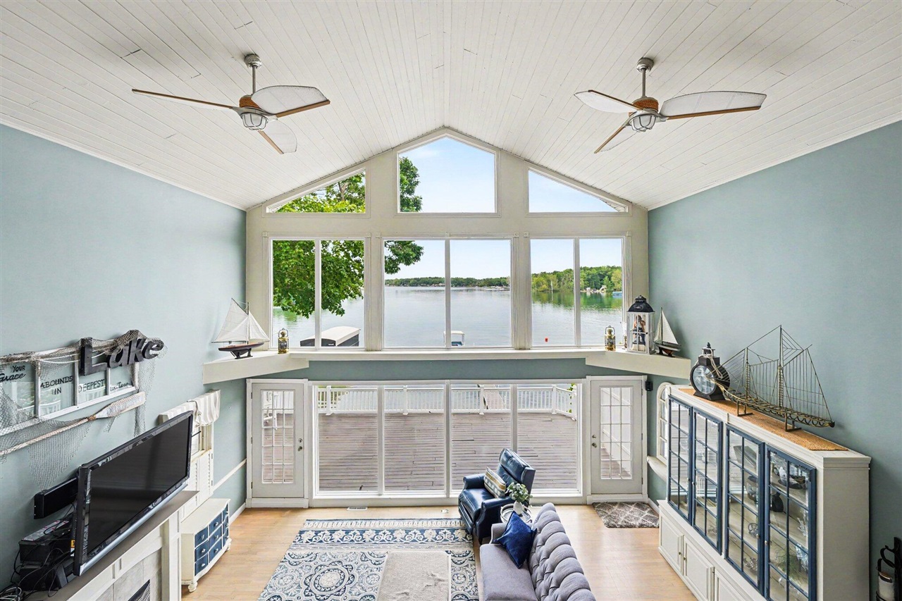 19722 Crescent Beach Road Property Photo 15