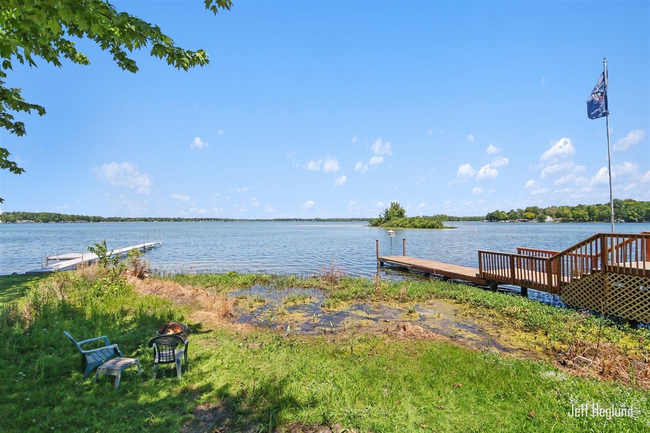 4211 Lynden Road Property Photo 28