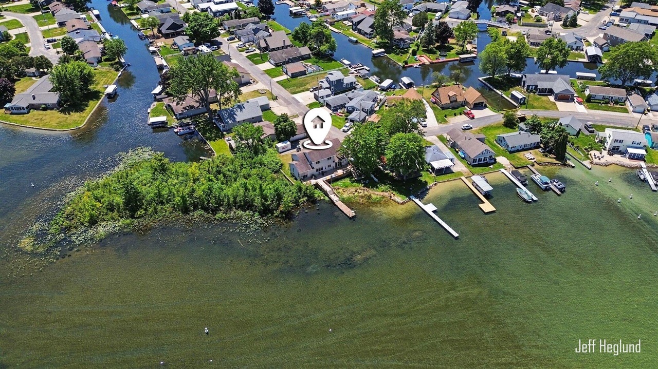 4211 Lynden Road Property Photo 33