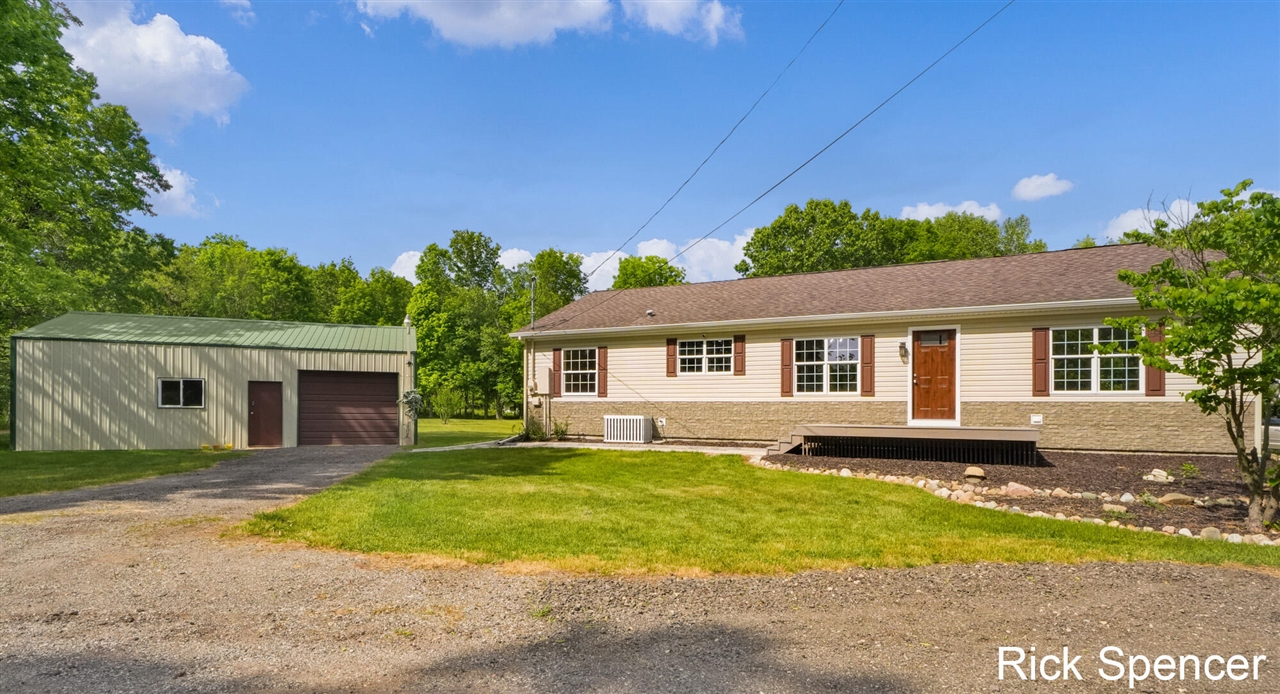 3321 Babylon Road Property Photo 5