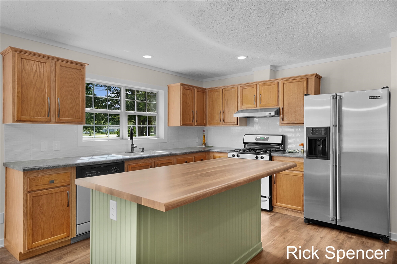 3321 Babylon Road Property Photo 13