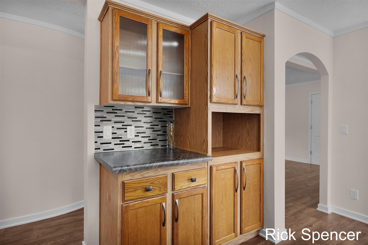 3321 Babylon Road Property Photo 14