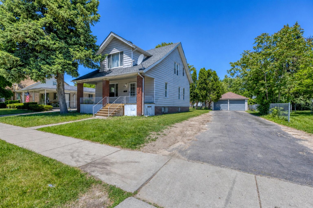 7359 Engleman Avenue Property Photo 2