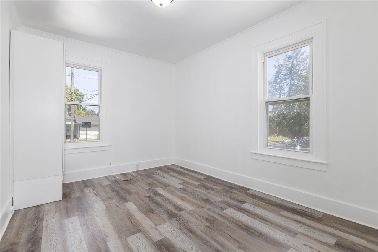 7359 Engleman Avenue Property Photo 19