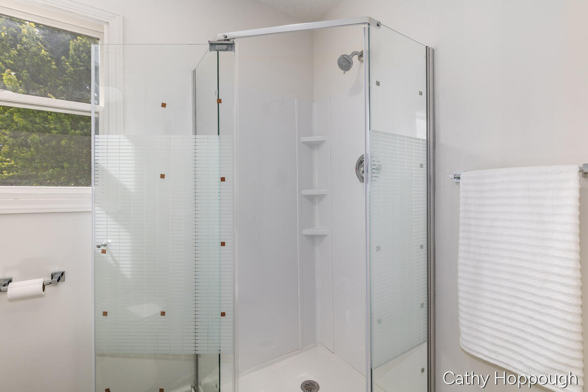 641 N Jackson Street Property Photo 23