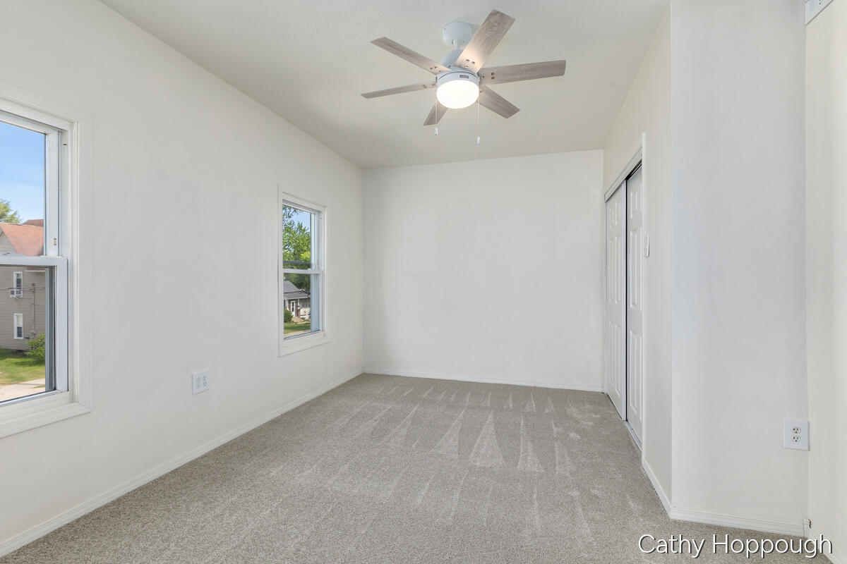 641 N Jackson Street Property Photo 24