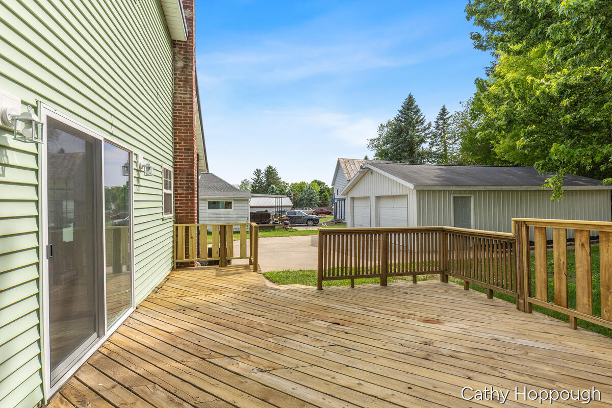 641 N Jackson Street Property Photo 26