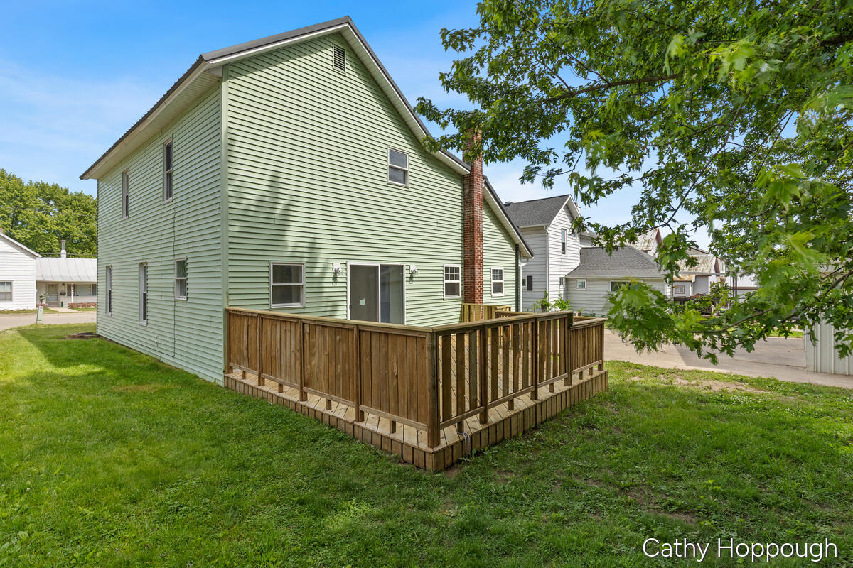 641 N Jackson Street Property Photo 29