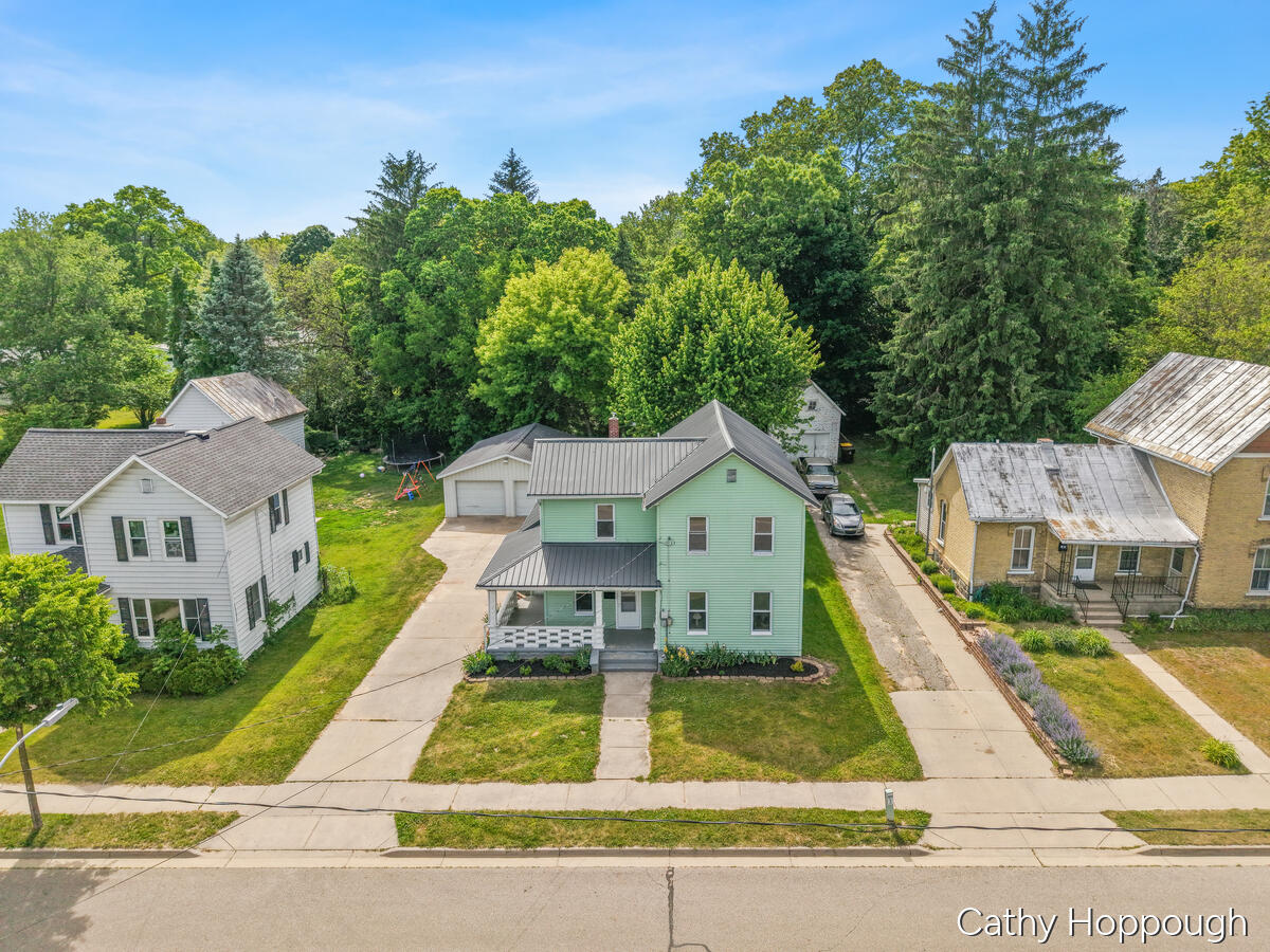 641 N Jackson Street Property Photo 31