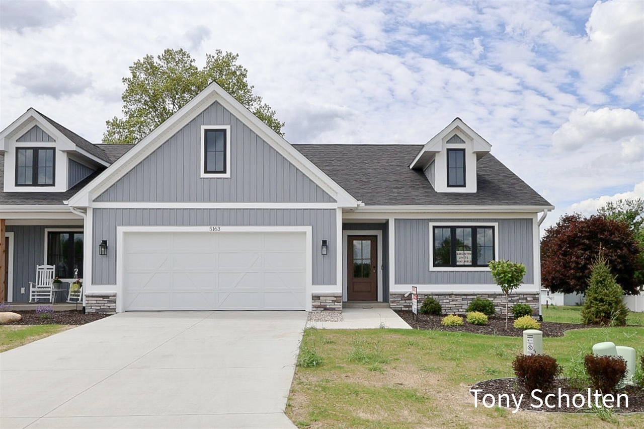 5127 Blendon Meadow Circle Property Photo 1