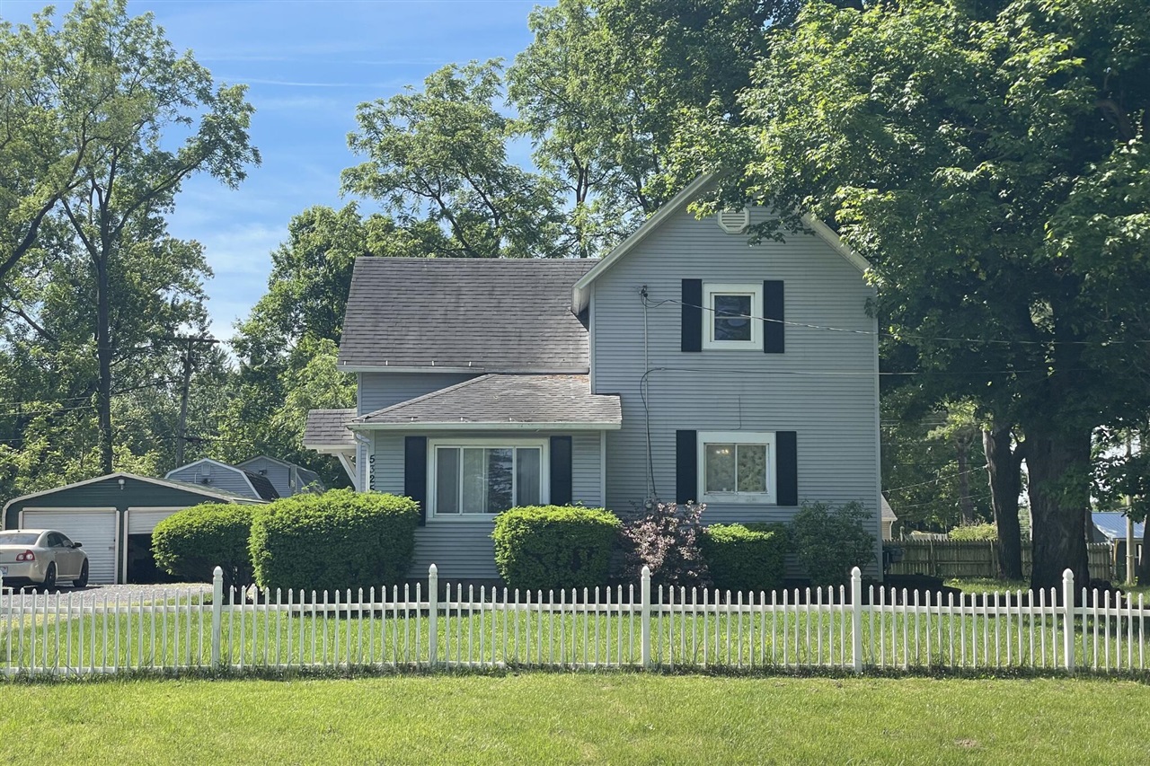 5325 Spring Arbor Road Property Photo 1