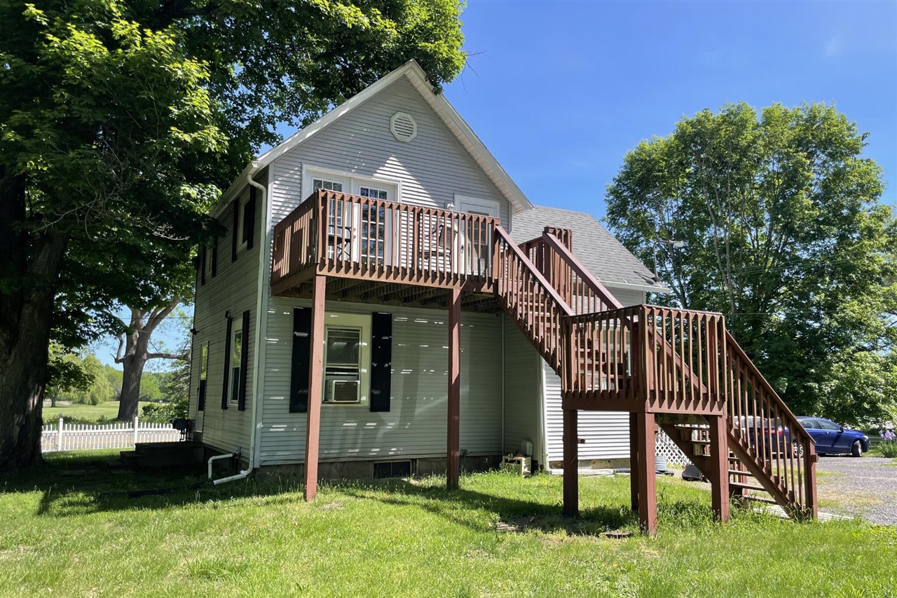 5325 Spring Arbor Road Property Photo 2