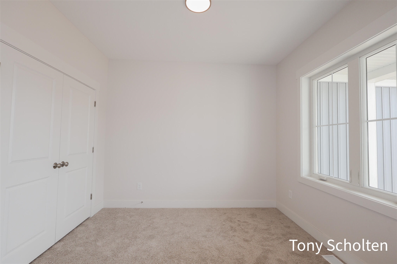 6315 Blendon Woods Drive Property Photo 10