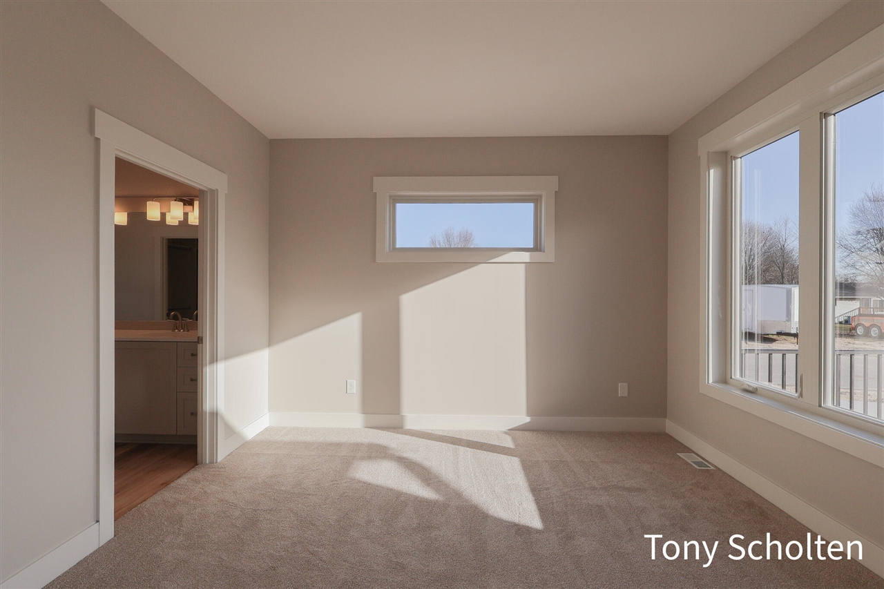 6315 Blendon Woods Drive Property Photo 13