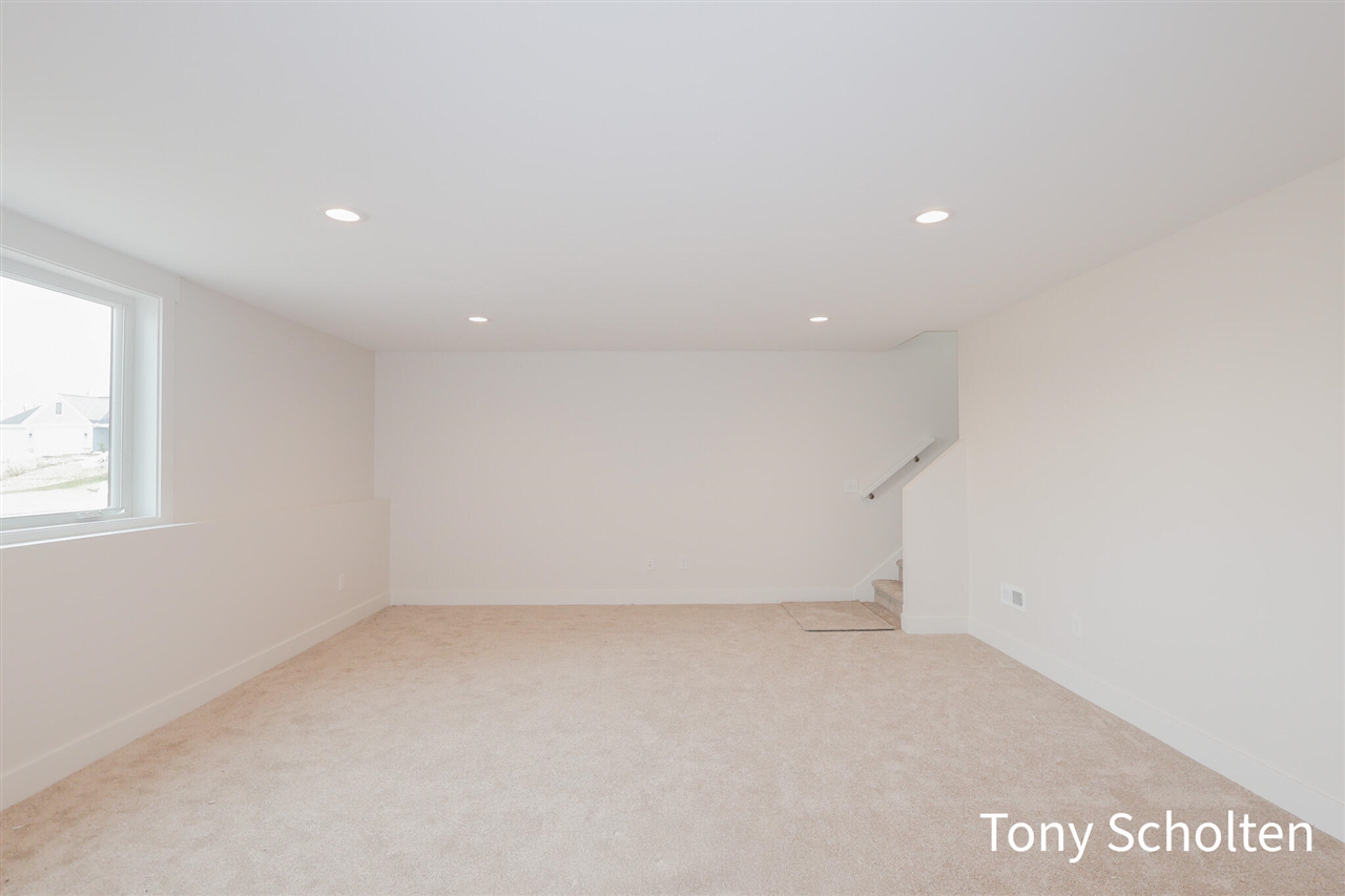 6315 Blendon Woods Drive Property Photo 18