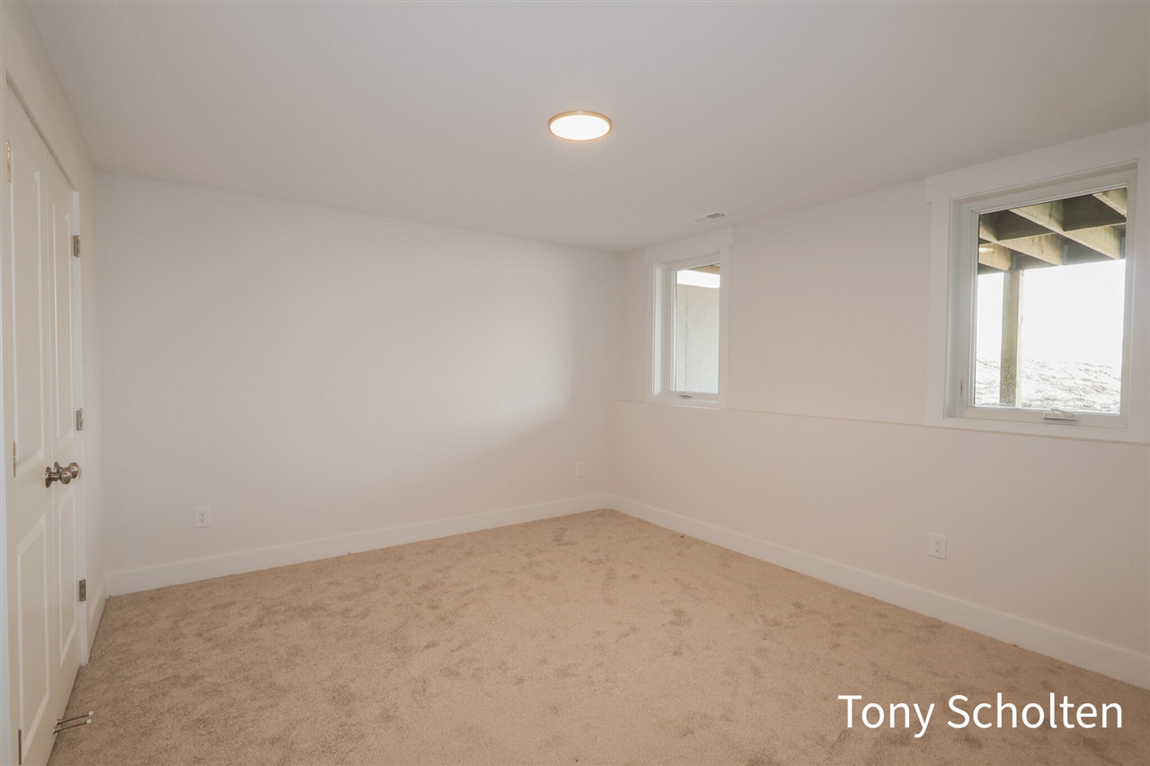 6315 Blendon Woods Drive Property Photo 20