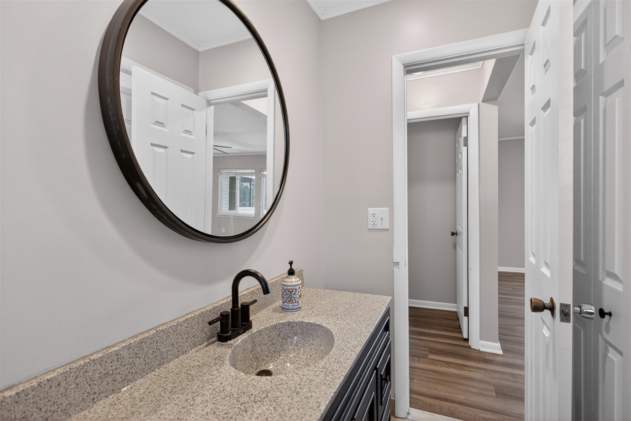 11939 Greenbriar Drive Property Photo 27