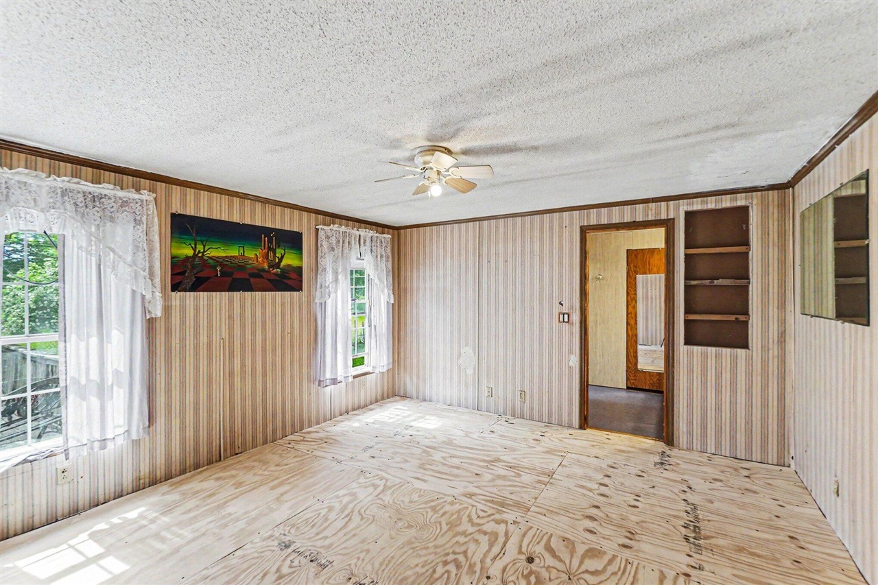 10967 S Hawkins Road Property Photo 12