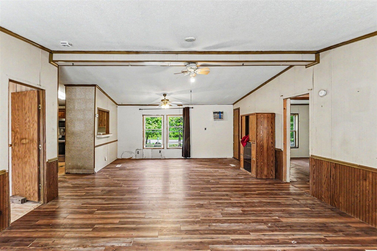 10967 S Hawkins Road Property Photo 14