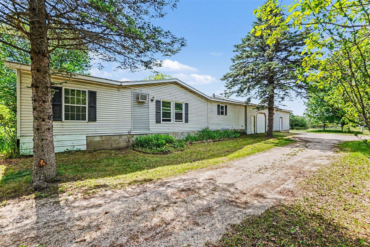 10967 S Hawkins Road Property Photo 17