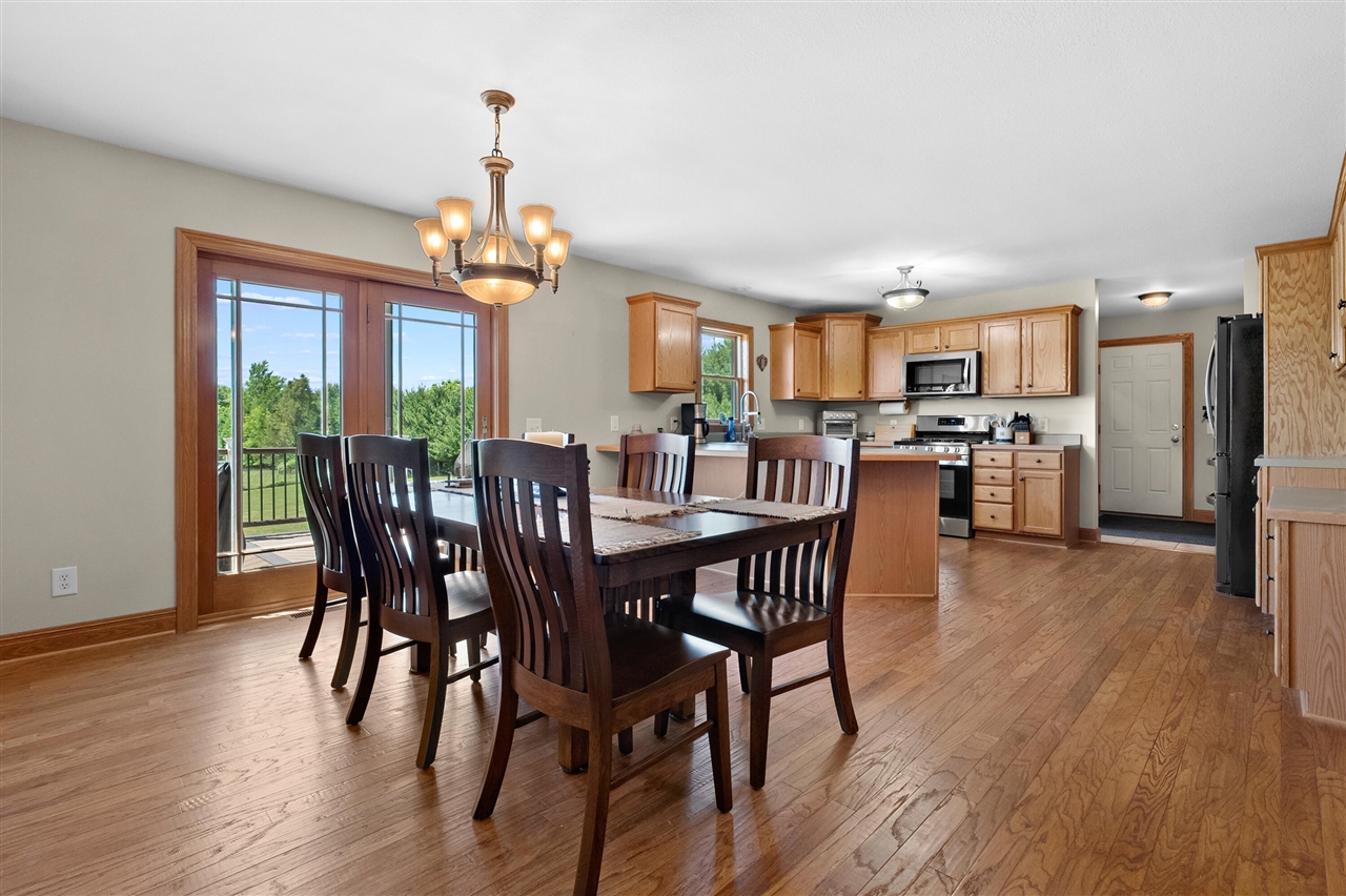13124 A Drive Property Photo 7