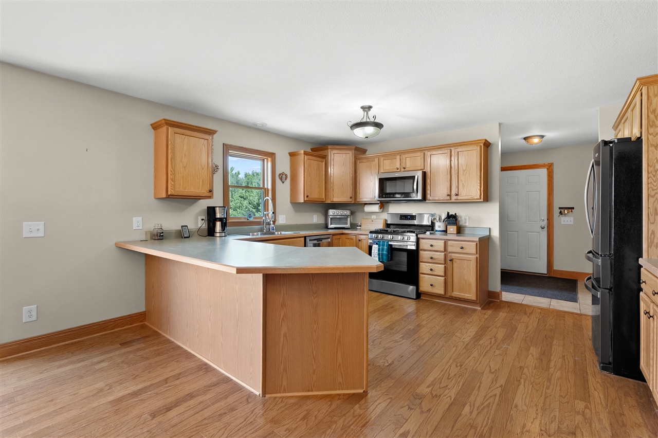 13124 A Drive Property Photo 9