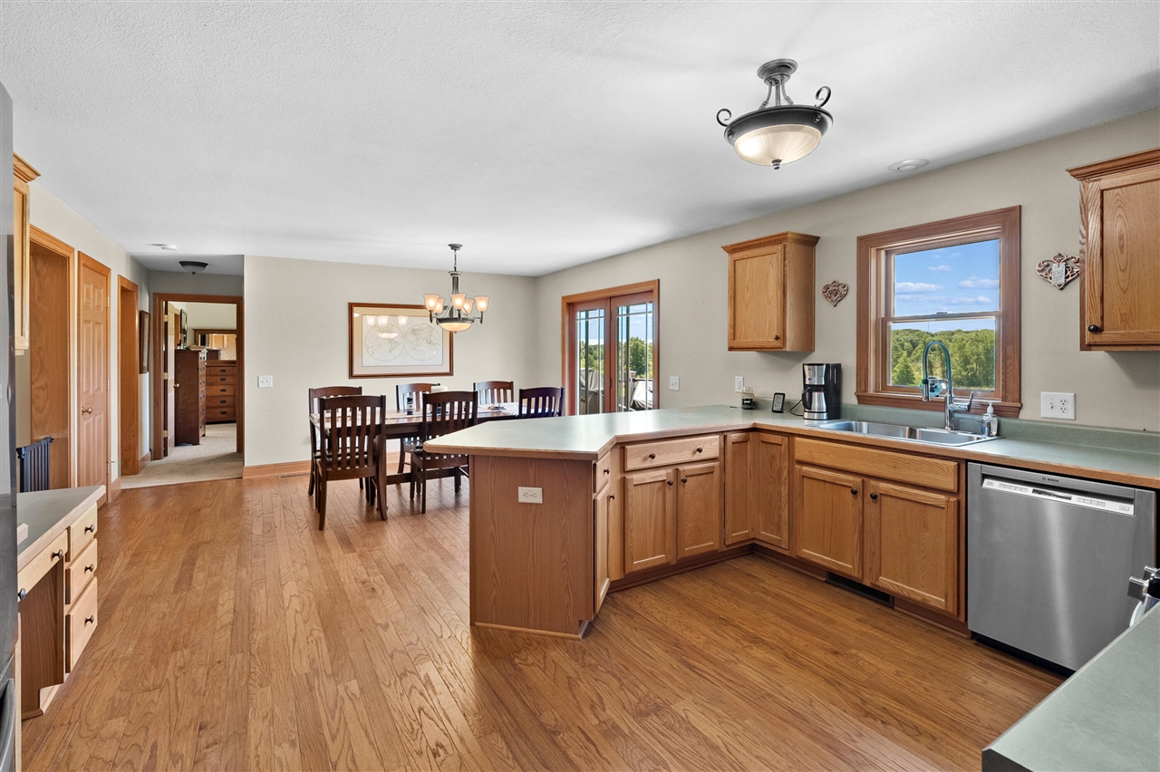 13124 A Drive Property Photo 11