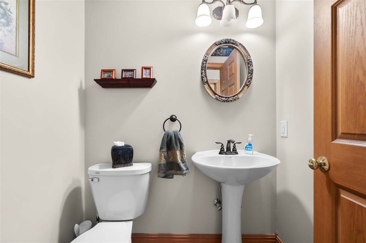 13124 A Drive Property Photo 18