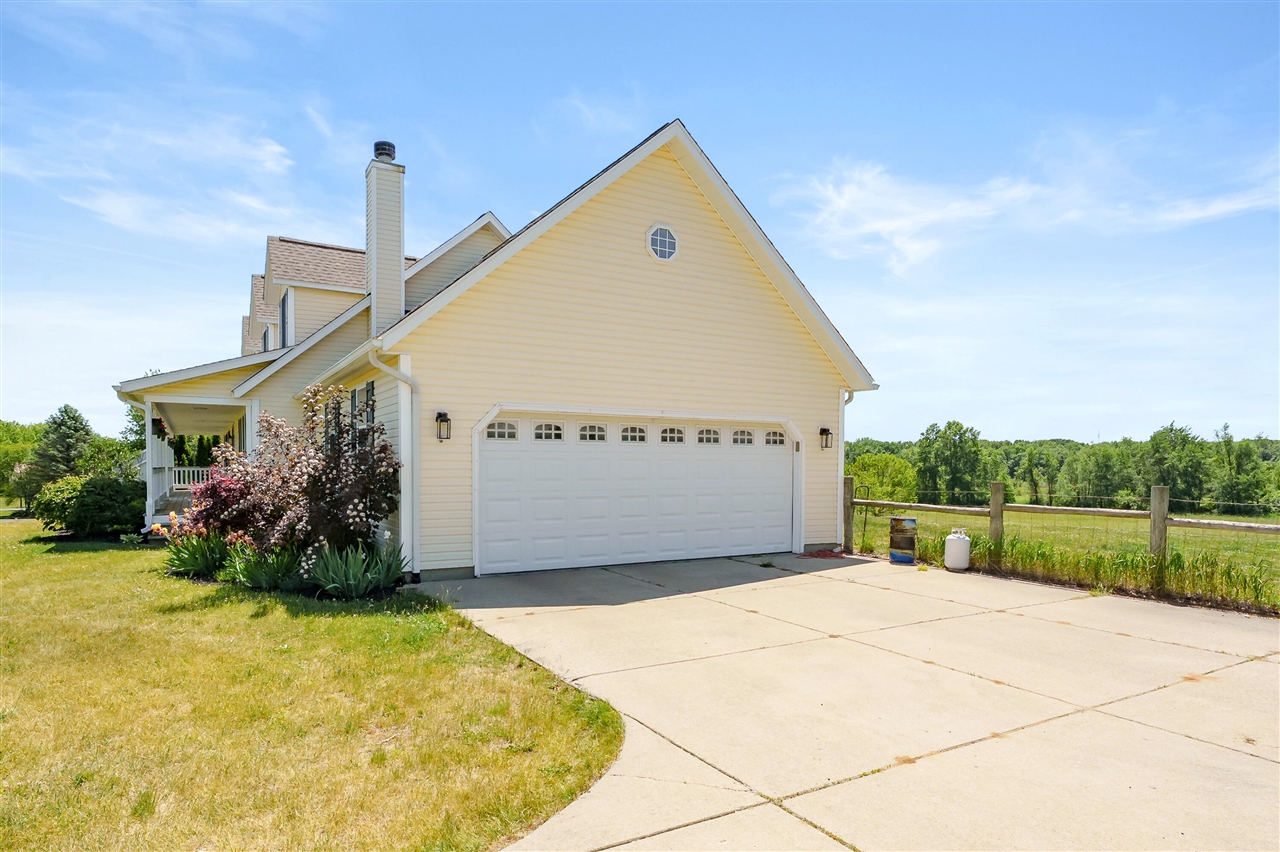 13124 A Drive Property Photo 38