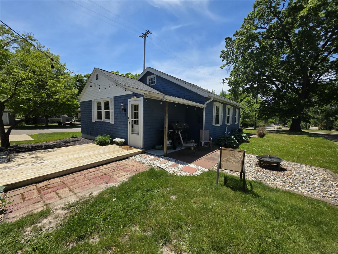 1406 Covell Avenue Property Photo 5