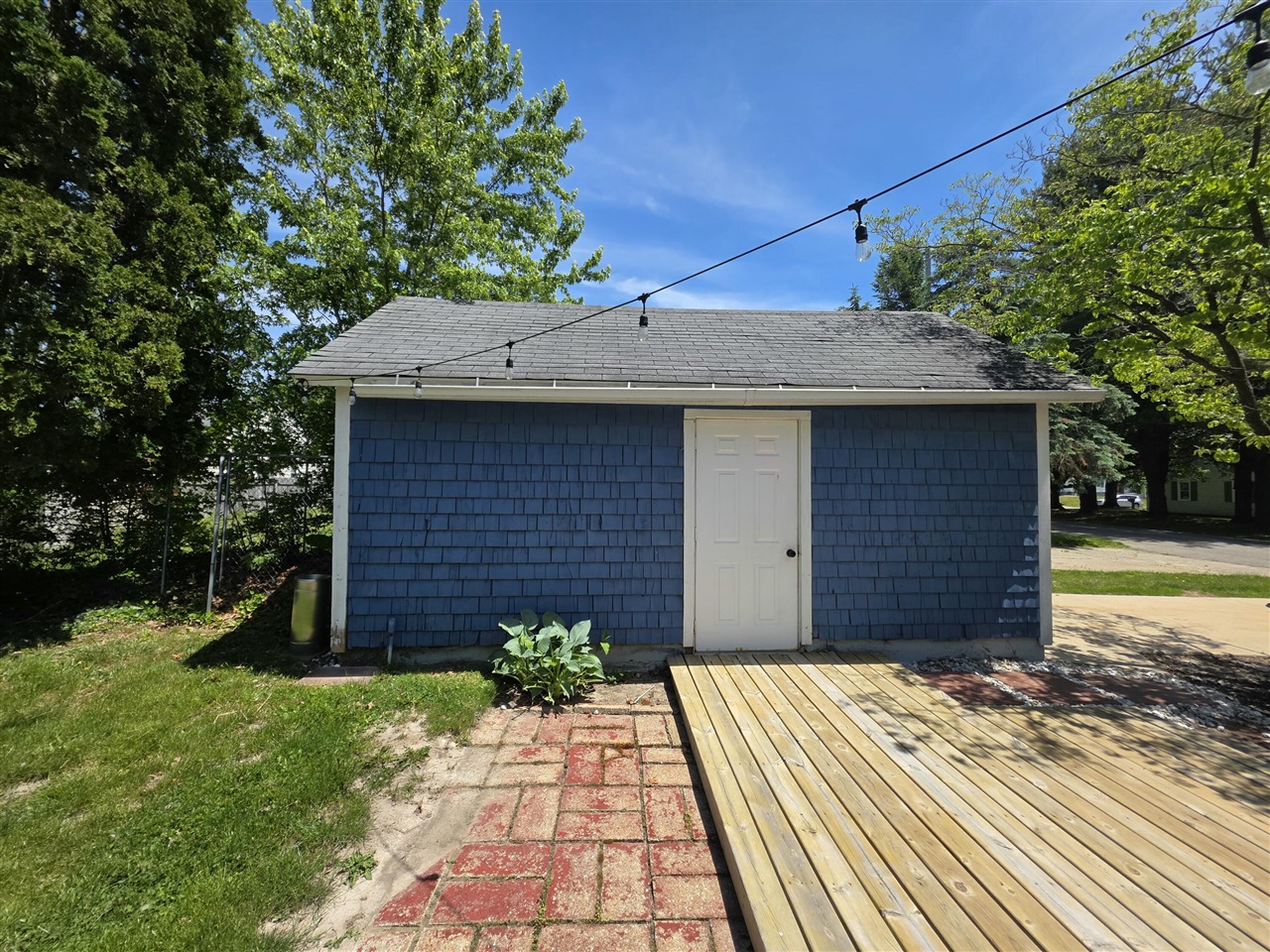 1406 Covell Avenue Property Photo 6