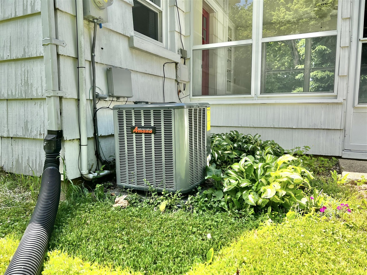 101 N Jackson Street Property Photo 10