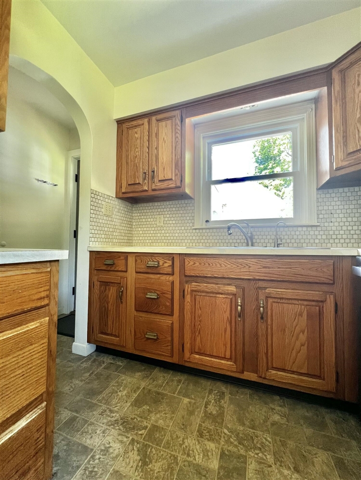 101 N Jackson Street Property Photo 24