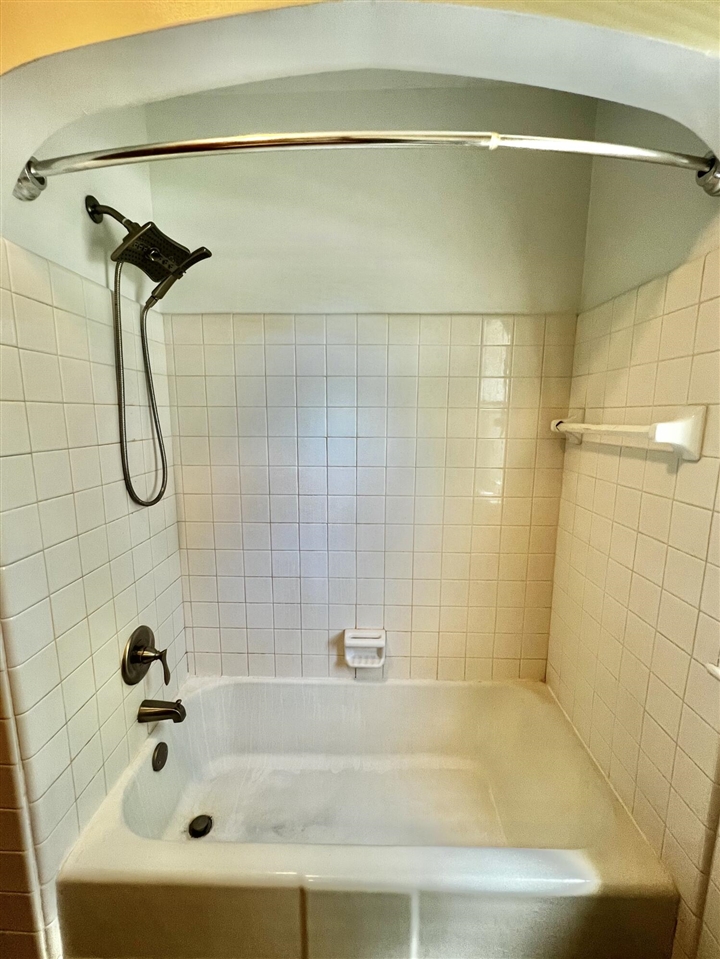 101 N Jackson Street Property Photo 37