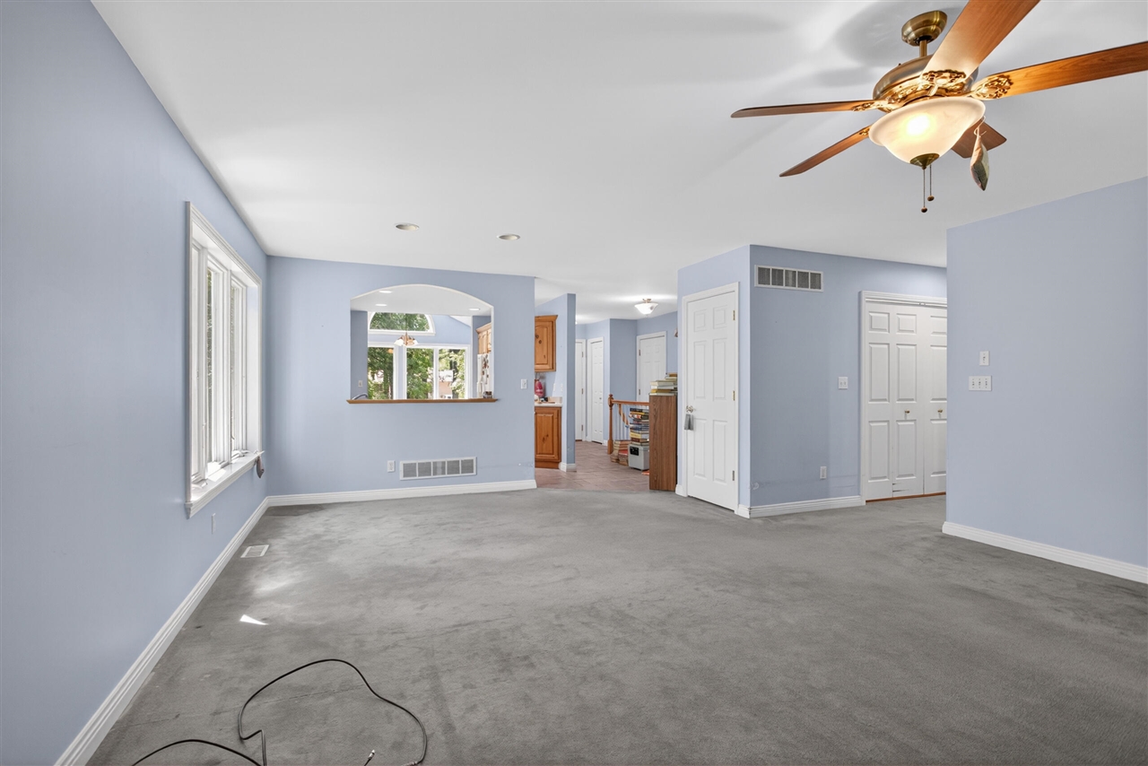 7655 Riverside Road Property Photo 26