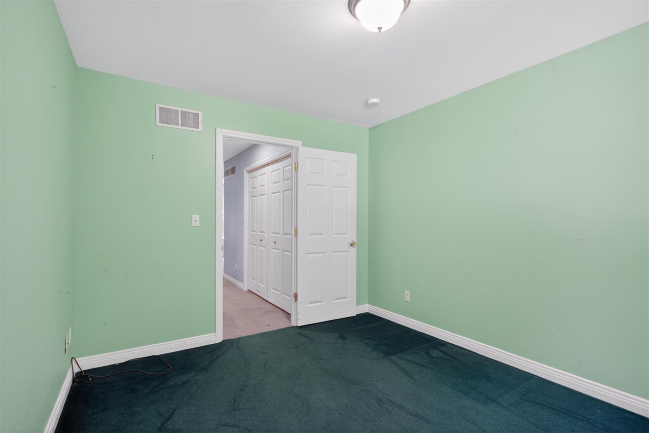 7655 Riverside Road Property Photo 30