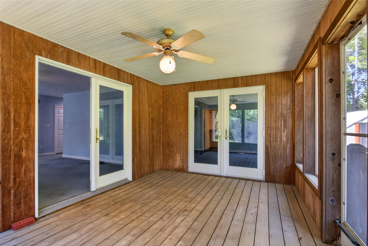 7655 Riverside Road Property Photo 47